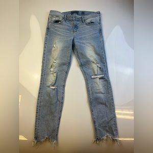 Lucky Brand ripped distressed Jeans r92-1